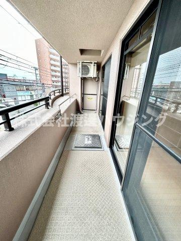 アトリエコートのバルコニー