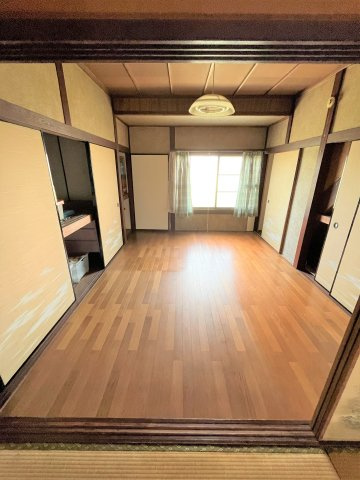 【洋室】 | 原小学校に通える中古住宅　宇部市大字妻崎開作 | コンパクトで使いやすい洋室です