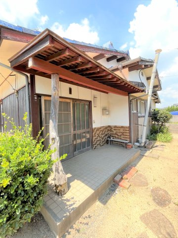 【玄関】 | 原小学校に通える中古住宅　宇部市大字妻崎開作 | 玄関です