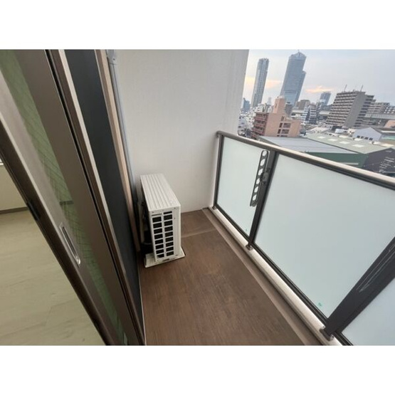 【バルコニー】