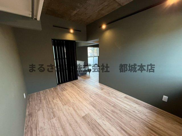 Renatus若葉の洋室