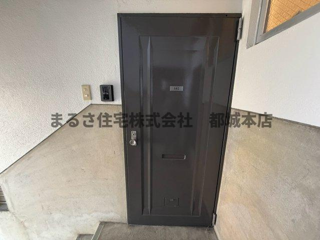 Renatus若葉のエントランス