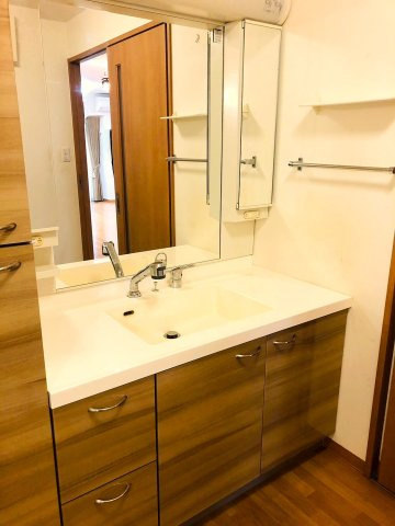 【独立洗面台】の画像