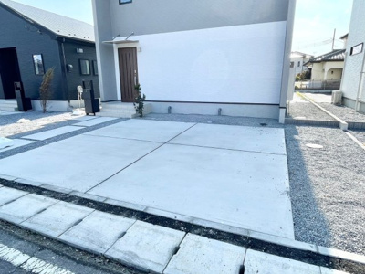【駐車場】 | 潮来市日の出6丁目2号棟 | 即日のご見学も可能です。お気軽に0476-37-3888までお問合せ下さい。