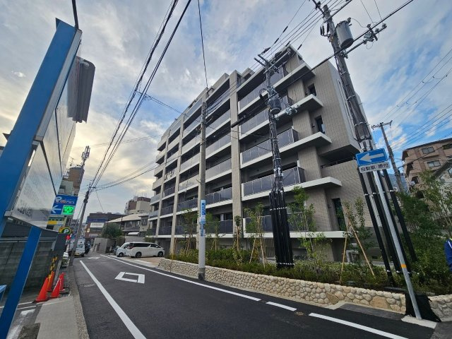アトラス六甲の外観