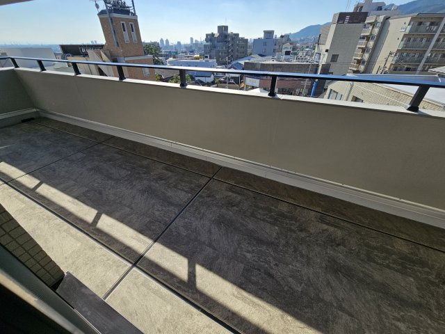 アトラス六甲のバルコニー