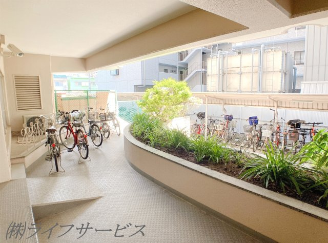 【駐輪場】 | ネオハイツ新大阪 | 駐輪場