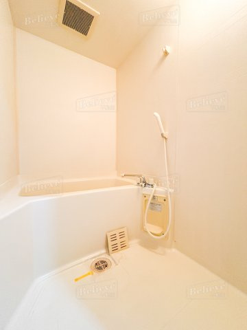 センタービレッジ本町の浴室|綺麗なお風呂です★