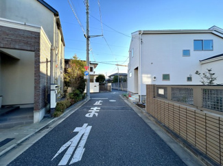 【前面道路含む現地写真】 | 2025年1月9日撮影
現在建築中です。