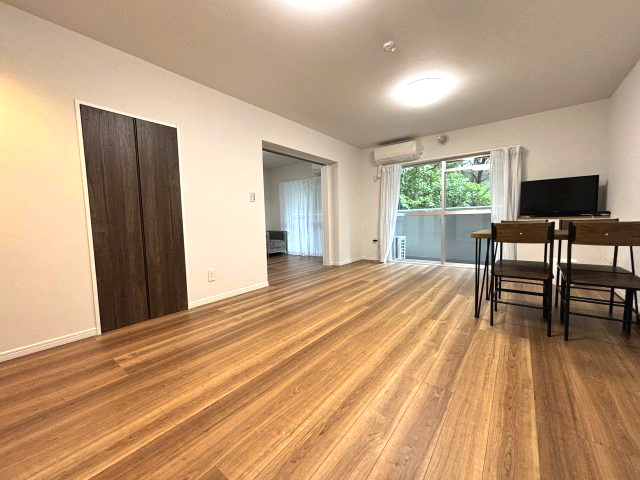 長池公園せせらぎ通り北3号棟の画像