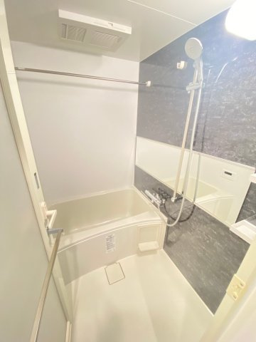 スプランディッド茨木天王の浴室