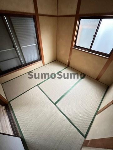 阪本ハイツの和室|和室ならではの温かな和の空間で寛ぎの時間を過ごせます