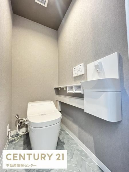 【トイレ】 | 大拓メゾン千代崎みなと通 | トイレ新調！温水洗浄便座付きトイレです！