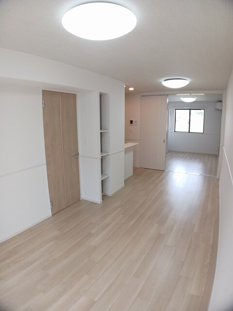 ブリッサ　Ｅの居間・リビング|ゆったりとした居間です