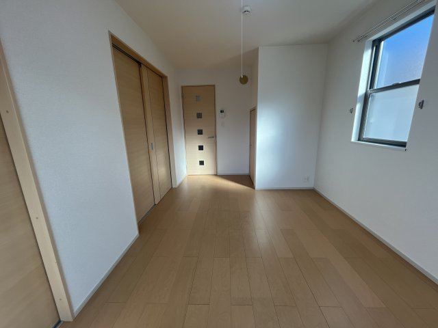 玲巧ハイツ八丁の居間・リビング