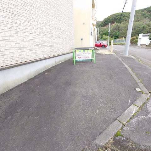 はまだ荘の駐車場