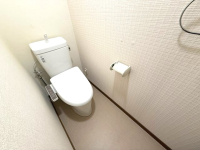【トイレ】 | バロンズコート