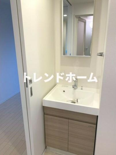 ドゥーエ立売堀の独立洗面台|選べる家電プランあり！！