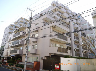 【外観】 | SRC造の重厚感ある総戸数139戸のビッグコミュニティ。