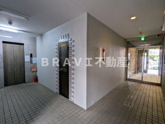 プリヴェ1号館 BRAVI不動産のロビー