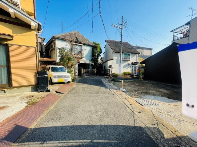 太秦朱雀町の前面道路含む現地写真