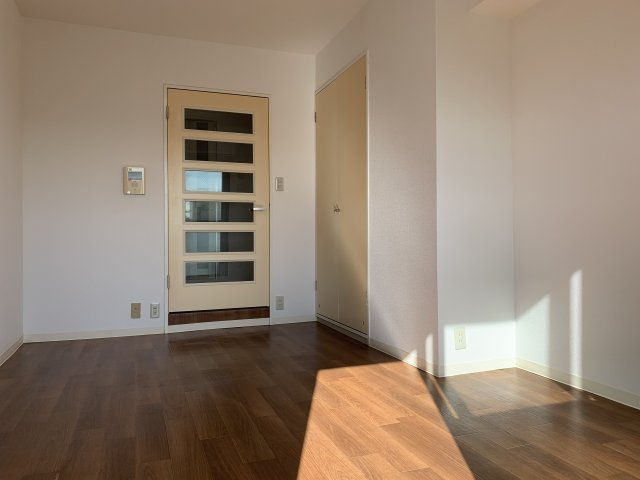 ライオンズマンション元住吉の洋室|他のお部屋の参考写真となります。