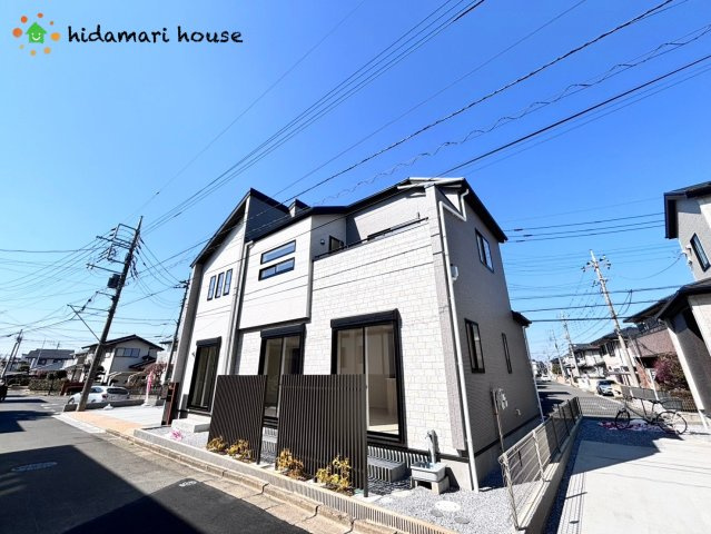 上尾市小泉　新築戸建　ブルーミングガーデン01の外観|スタイリッシュでお洒落な外観です！			
