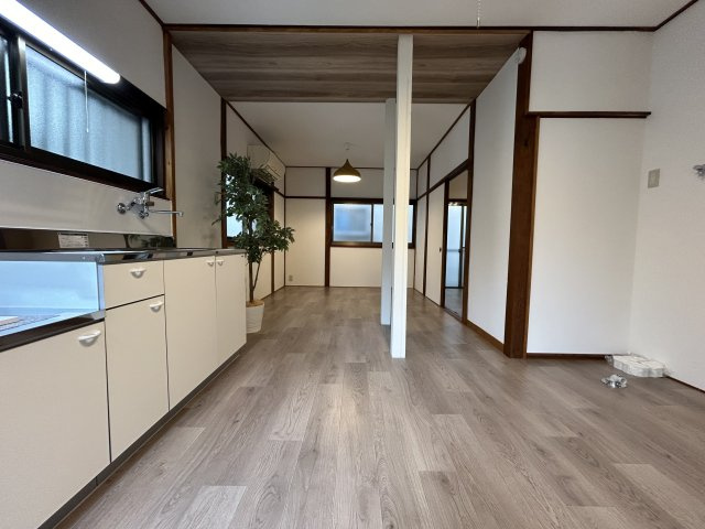 河内長野市木戸町戸建の居間・リビング