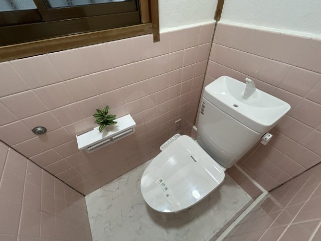 河内長野市木戸町戸建のトイレ