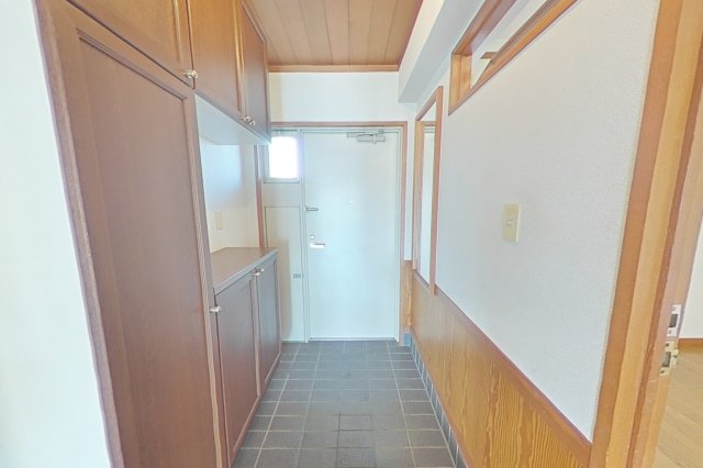 ６４１５２　ナビシティ新岐阜の玄関