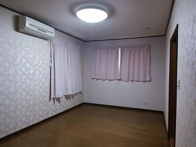 【No.7054】北園2丁目中古住宅/5LDK/バス停徒歩3分の洋室