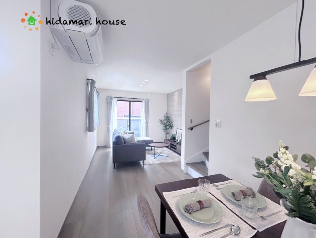 西区内野本郷　新築戸建01の居間・リビング|LDK：16.87帖