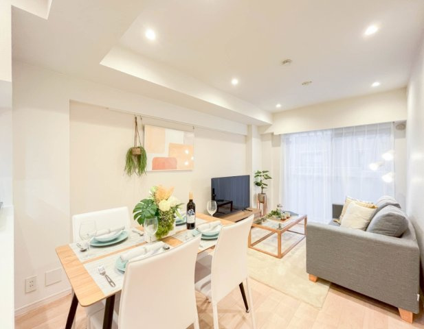 ジュウエル城東