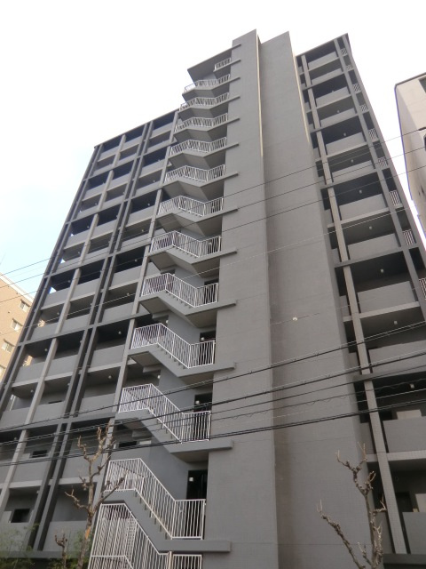 大阪市淀川区十三東１丁目の賃貸マンションの外観