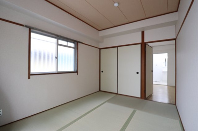 【寝室】 | シャトル岡崎