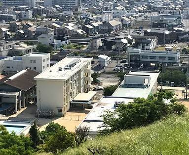 【周辺】 | 空と風A | 松山市立内宮中学校 688m