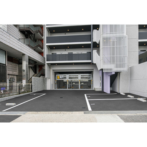 S-RESIDENCE星ヶ丘の駐車場