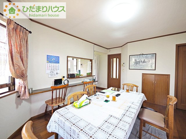 【居間・リビング】 | 龍ケ崎市南が丘4丁目　中古戸建 | 大型テレビに大型ソファー(^^)どんなインテリアにしますか？