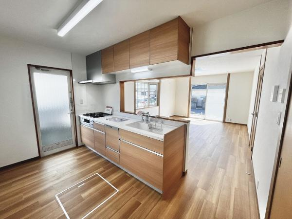 倉敷市中島　リフォーム済み　中古一戸建て【仲介手数料無料】のキッチン