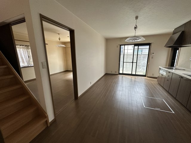 高石市高師浜２丁目の居間・リビング