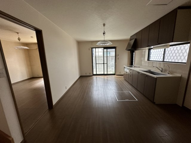 高石市高師浜２丁目の居間・リビング