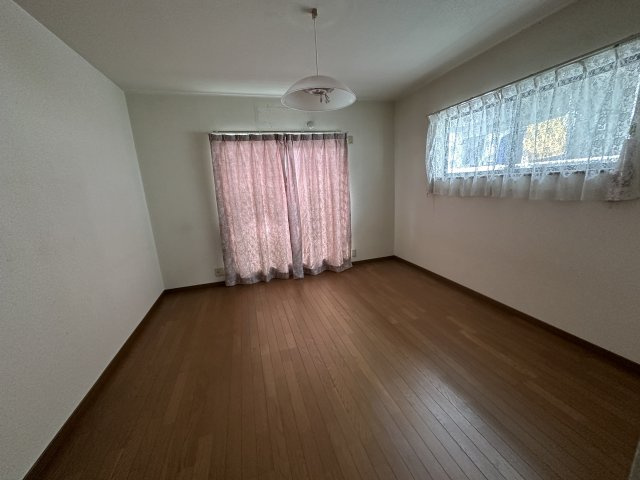 高石市高師浜２丁目の洋室