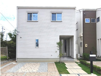 【外観】 | 岐阜市鏡島新築分譲全10区画！太陽光発電システム搭載！ZEH住宅！耐震等級3・住宅性能評価書取得！ | 岐阜市鏡島新築分譲全10区画！太陽光発電システム搭載！ZEH住宅！耐震等級3・住宅性能評価書取得！