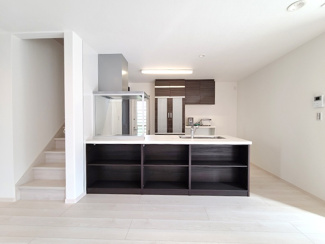 【キッチン】 | 岐阜市鏡島新築分譲全10区画！太陽光発電システム搭載！ZEH住宅！耐震等級3・住宅性能評価書取得！ | 岐阜市鏡島新築分譲全10区画！太陽光発電システム搭載！ZEH住宅！耐震等級3・住宅性能評価書取得！