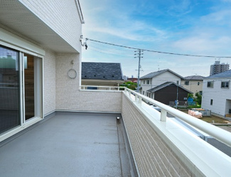 【バルコニー】 | 岐阜市鏡島新築分譲全10区画！太陽光発電システム搭載！ZEH住宅！耐震等級3・住宅性能評価書取得！ | 岐阜市鏡島新築分譲全10区画！太陽光発電システム搭載！ZEH住宅！耐震等級3・住宅性能評価書取得！