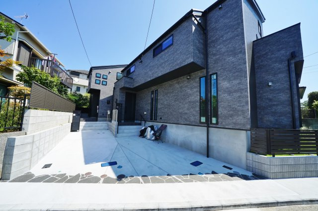 【横浜市保土ケ谷区月見台18全2棟新築戸建て】★仲介手数料無料★（桜台小学校・岩崎学校）の外観