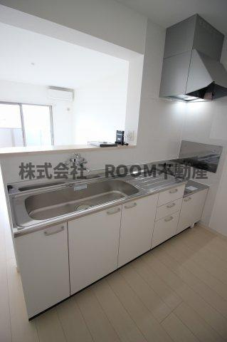 チェリーブロッサム久保原のキッチン|コンパクトなキッチンで掃除もラクラク