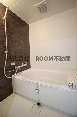 チェリーブロッサム久保原の浴室|日々の疲れを癒すお風呂付です