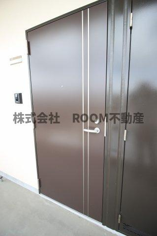 チェリーブロッサム久保原の玄関|明るい玄関です