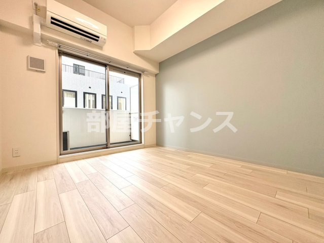 プレサンス鶴舞駅前レジスの居間・リビング